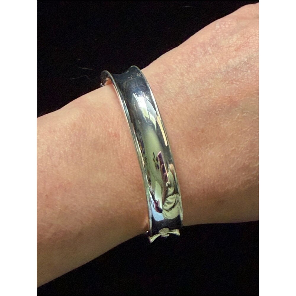 Silver Tone Hinged Cuff Bracelet Ball Clasp Modernist Concave Bangle 90s Y2K